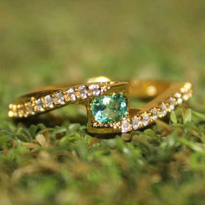 Ad finger Ring/  Emerald Colour Ad Finger Ring